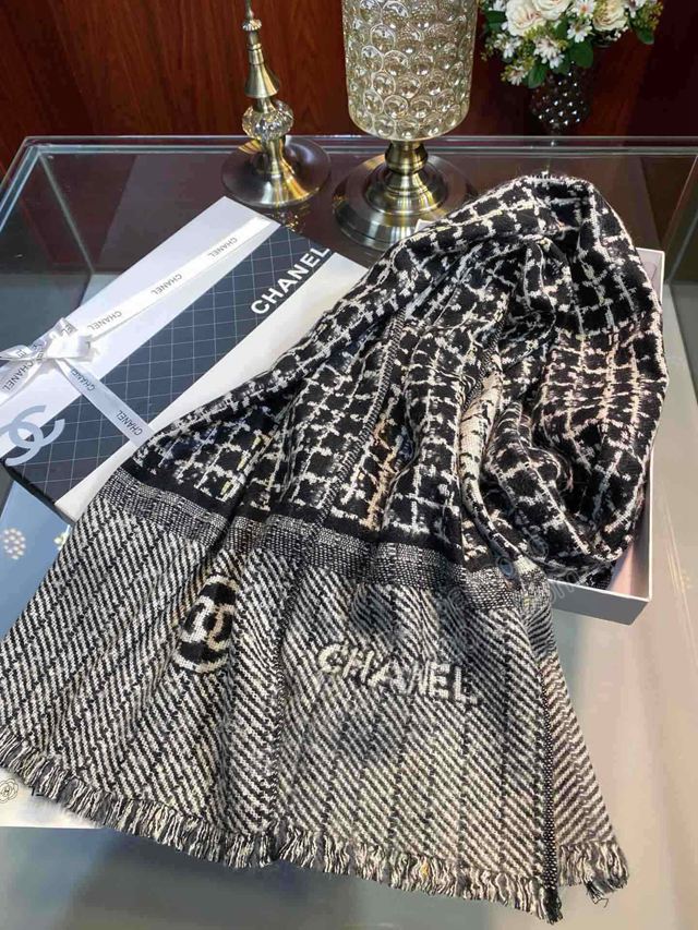 CHANEL圍巾 2019專櫃最新款爆款 香奈兒小格紋羊絨圍巾  llwj6972